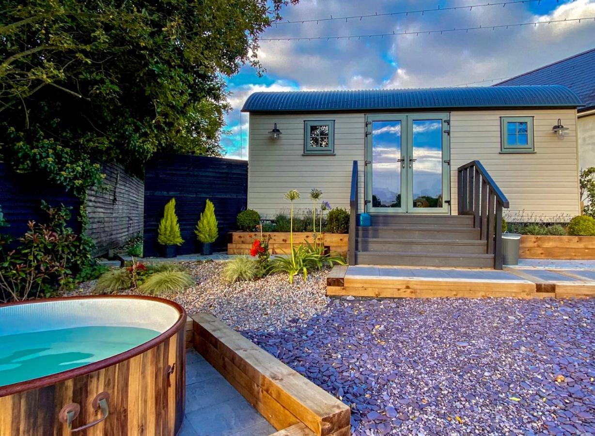 Bailey'S Hideaway Villa Portadown Eksteriør bilde