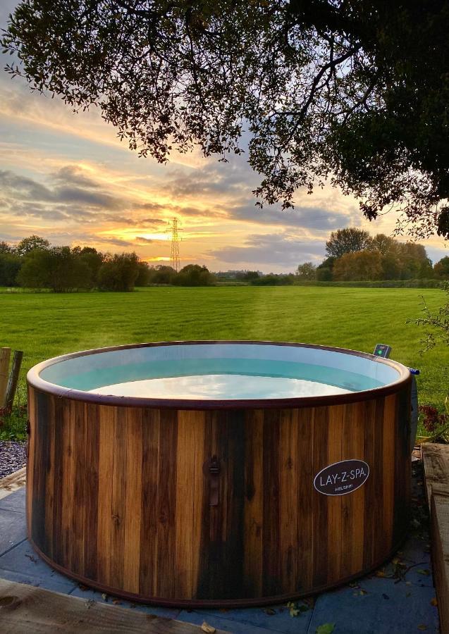Bailey'S Hideaway Villa Portadown Eksteriør bilde
