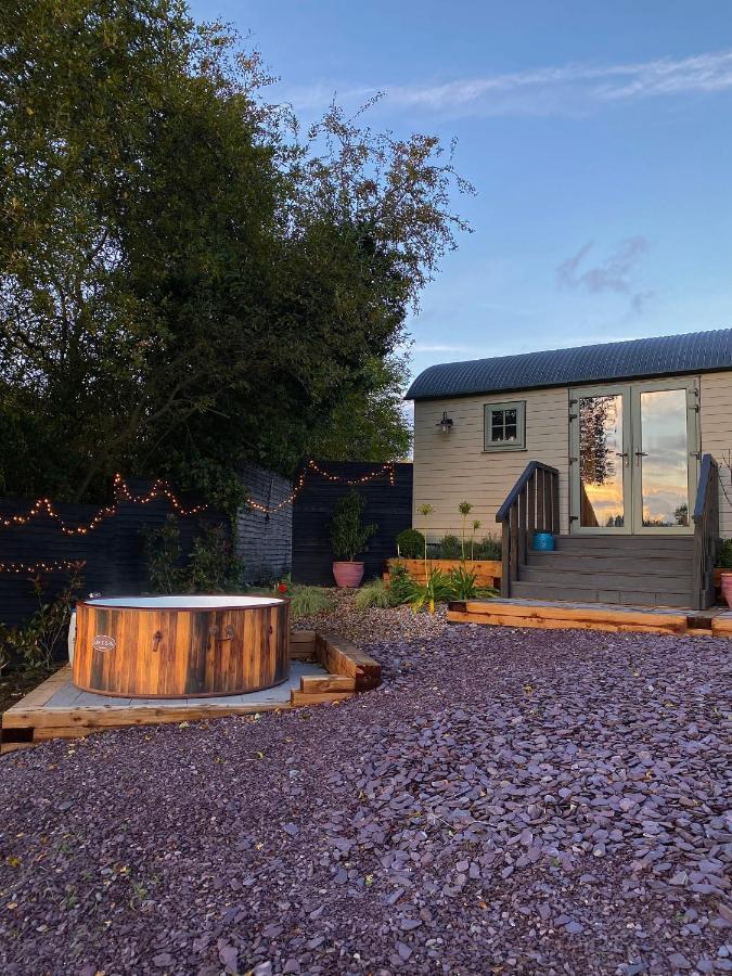 Bailey'S Hideaway Villa Portadown Eksteriør bilde