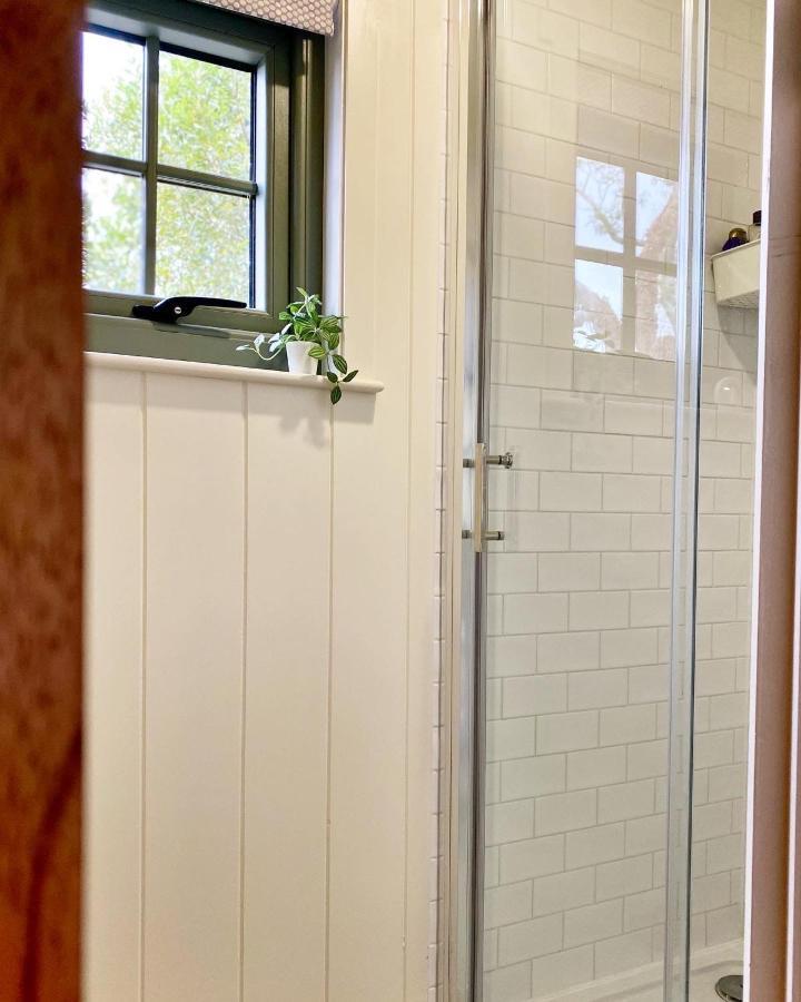 Bailey'S Hideaway Villa Portadown Eksteriør bilde