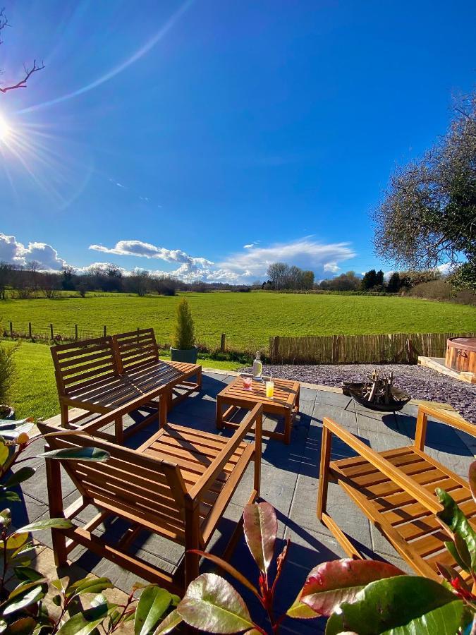 Bailey'S Hideaway Villa Portadown Eksteriør bilde